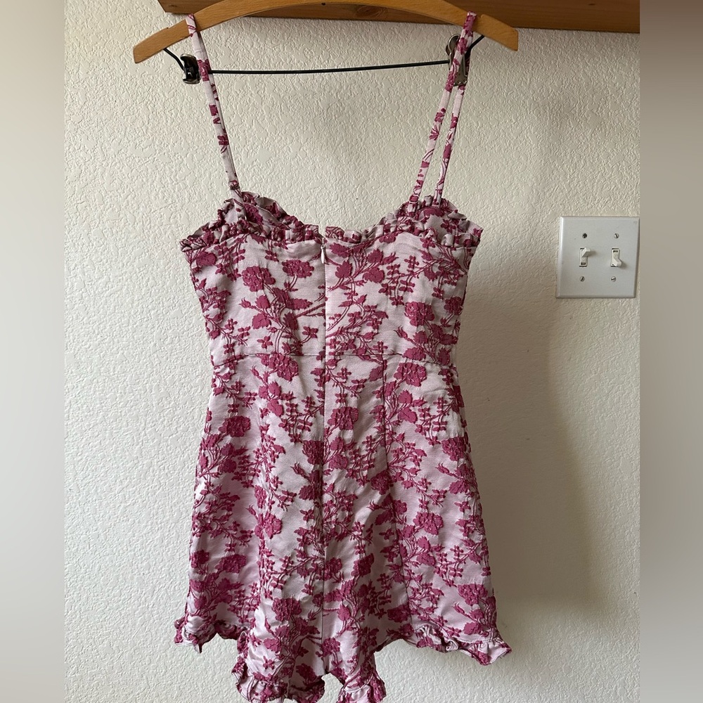 LIKELY Hyland Romper Pink Florals and Ruffles Size 0 - Picture 5 of 5